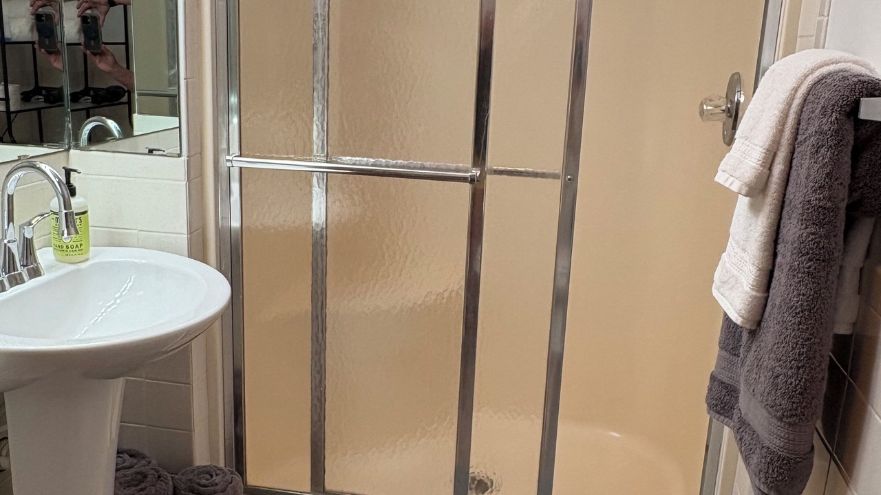 Photo of Bathroom in Bull Shoals