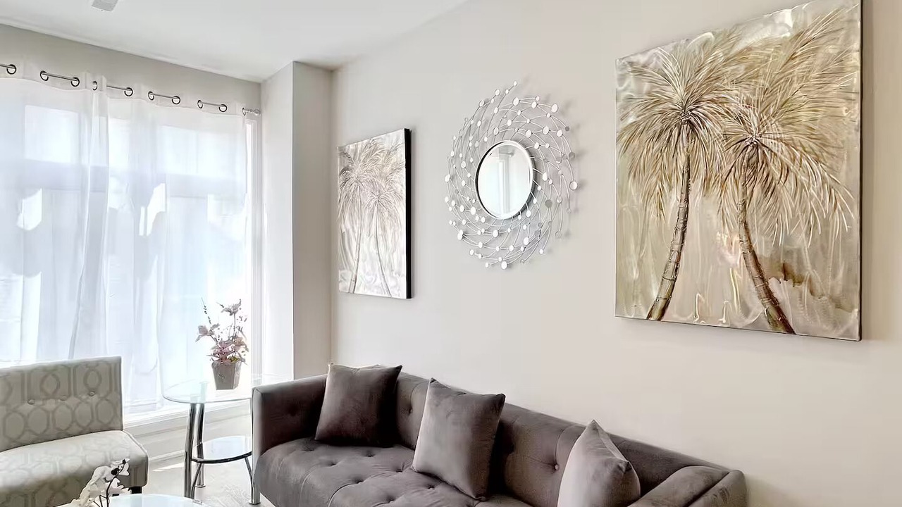 Photo of Livingroom in Unionville