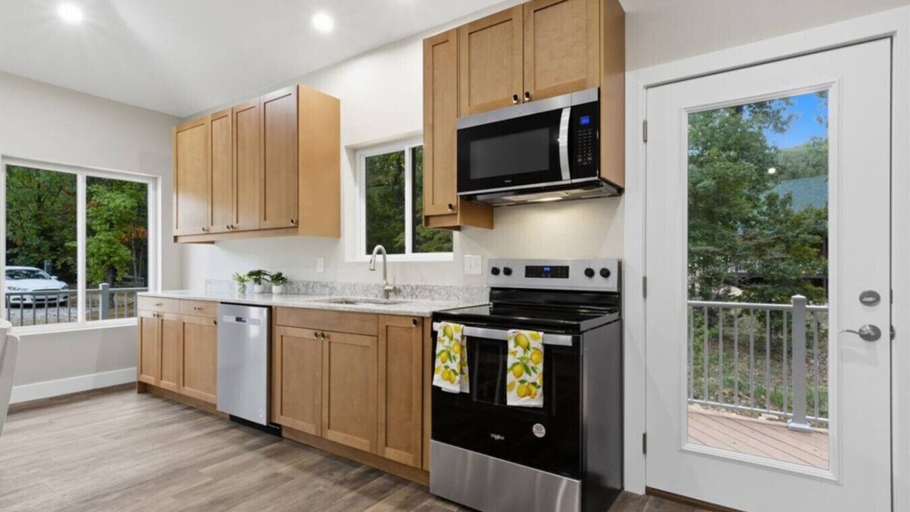 Photo of Kitchen in Roach