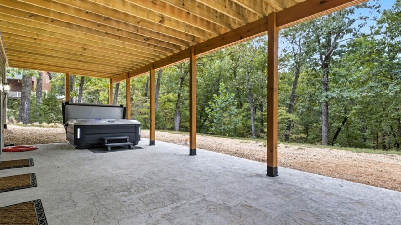 Photo of Patio Balcony in Roach