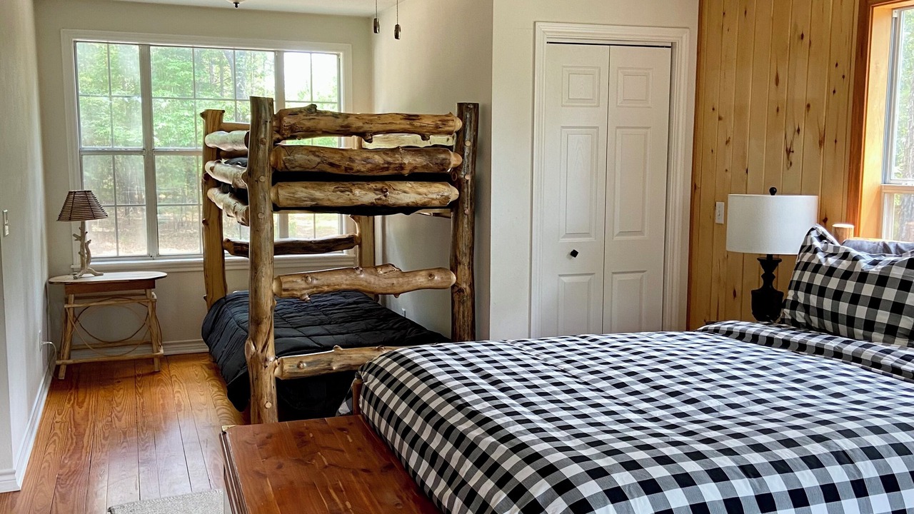 Photo of Bedroom in Dogwood