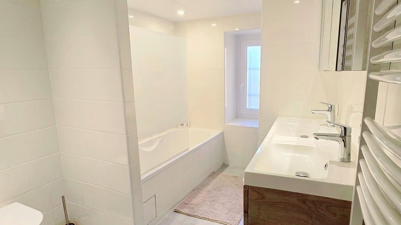 Photo of Bathroom in Aspremont