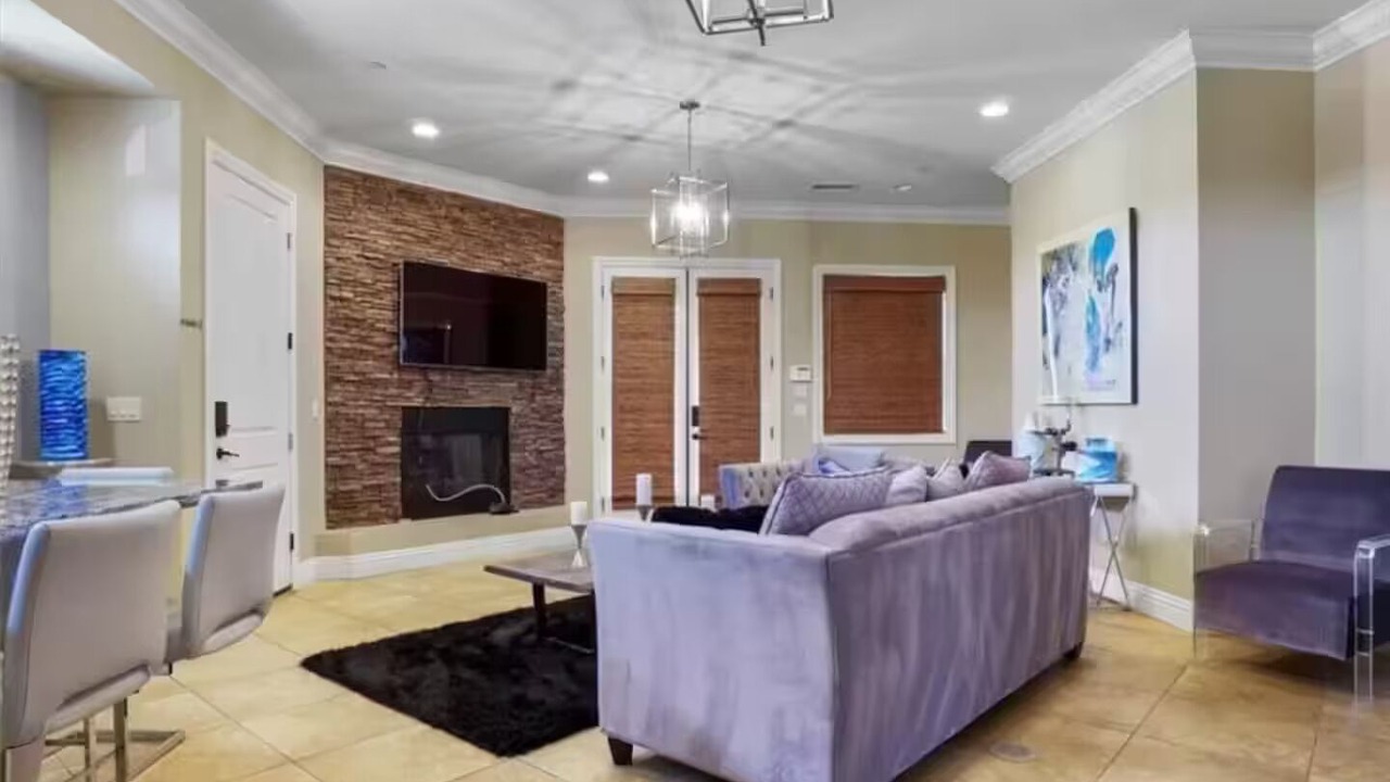 Photo of Livingroom in Providence