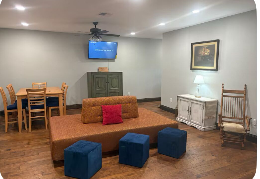 Photo of Livingroom in Vernon