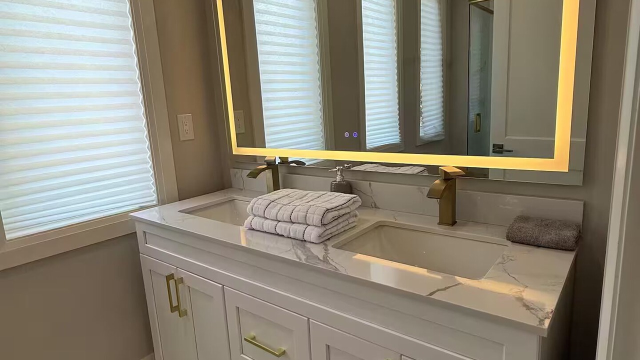 Photo of Bathroom in Unionville