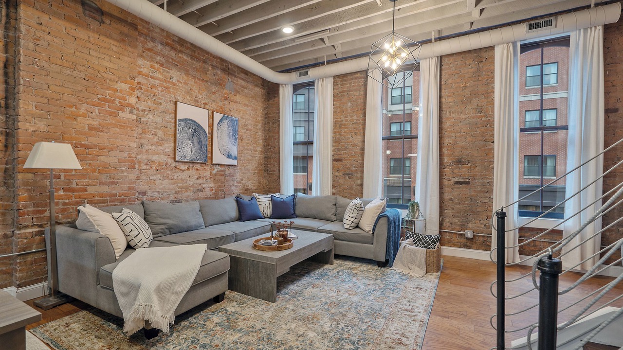 Photo of Livingroom in Downtown Syracuse