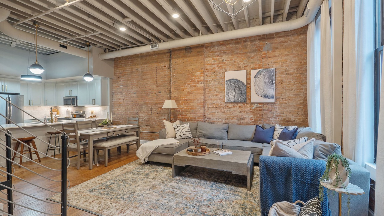 Photo of Livingroom in Downtown Syracuse