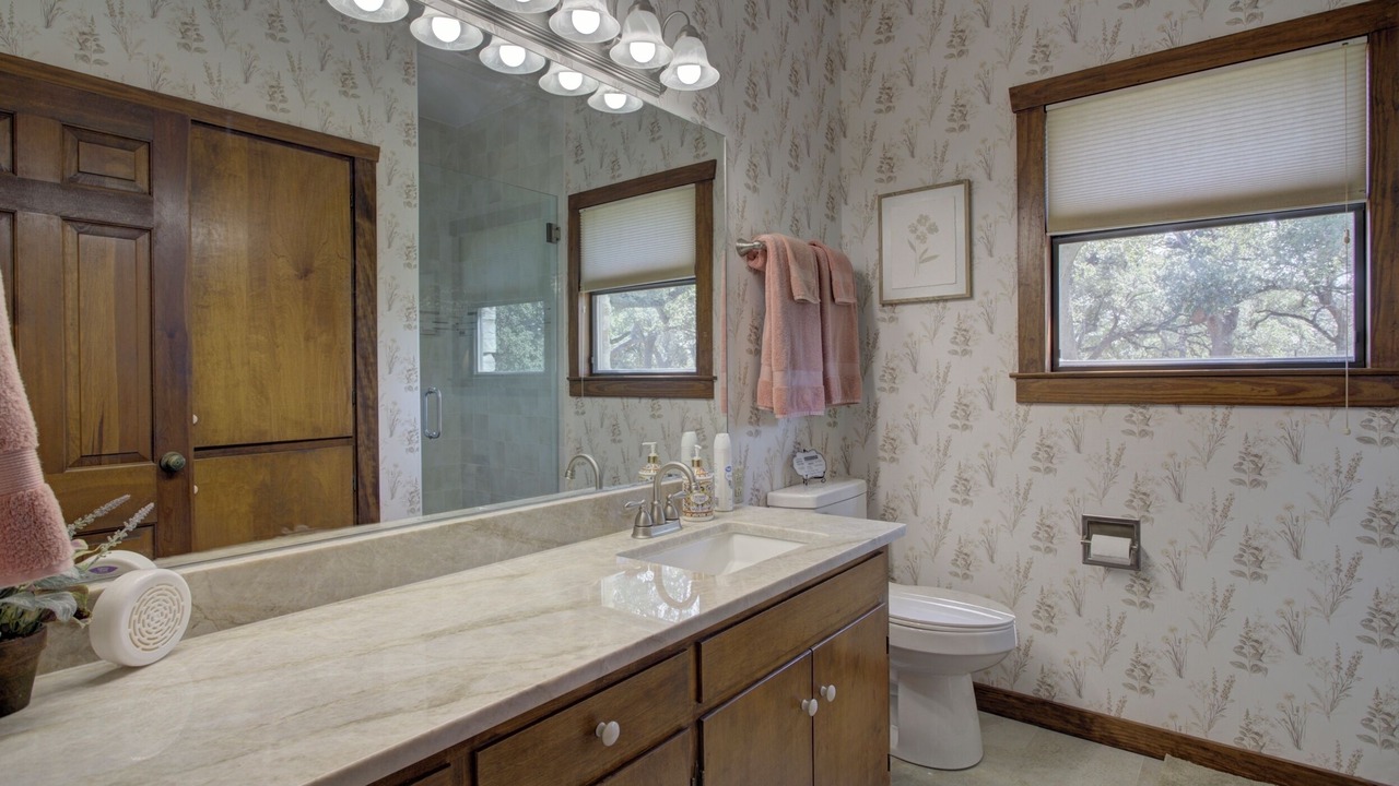 Photo of Bathroom in Manchaca