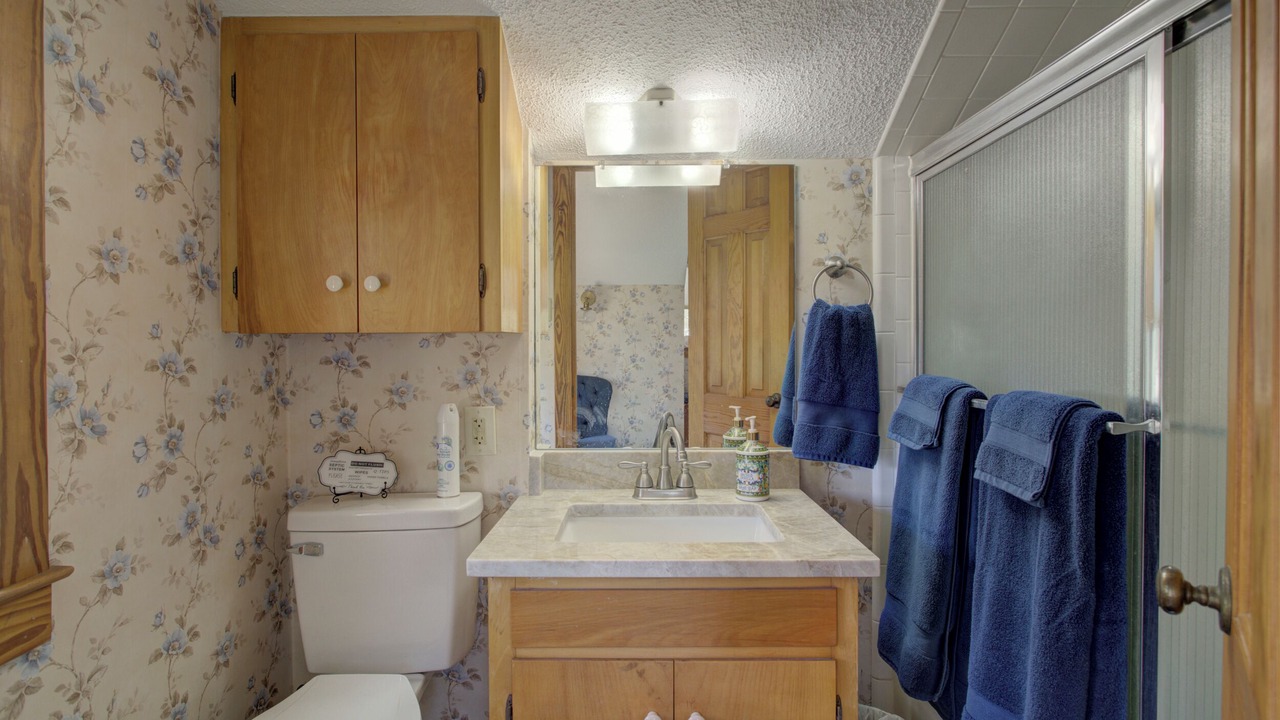 Photo of Bathroom in Manchaca