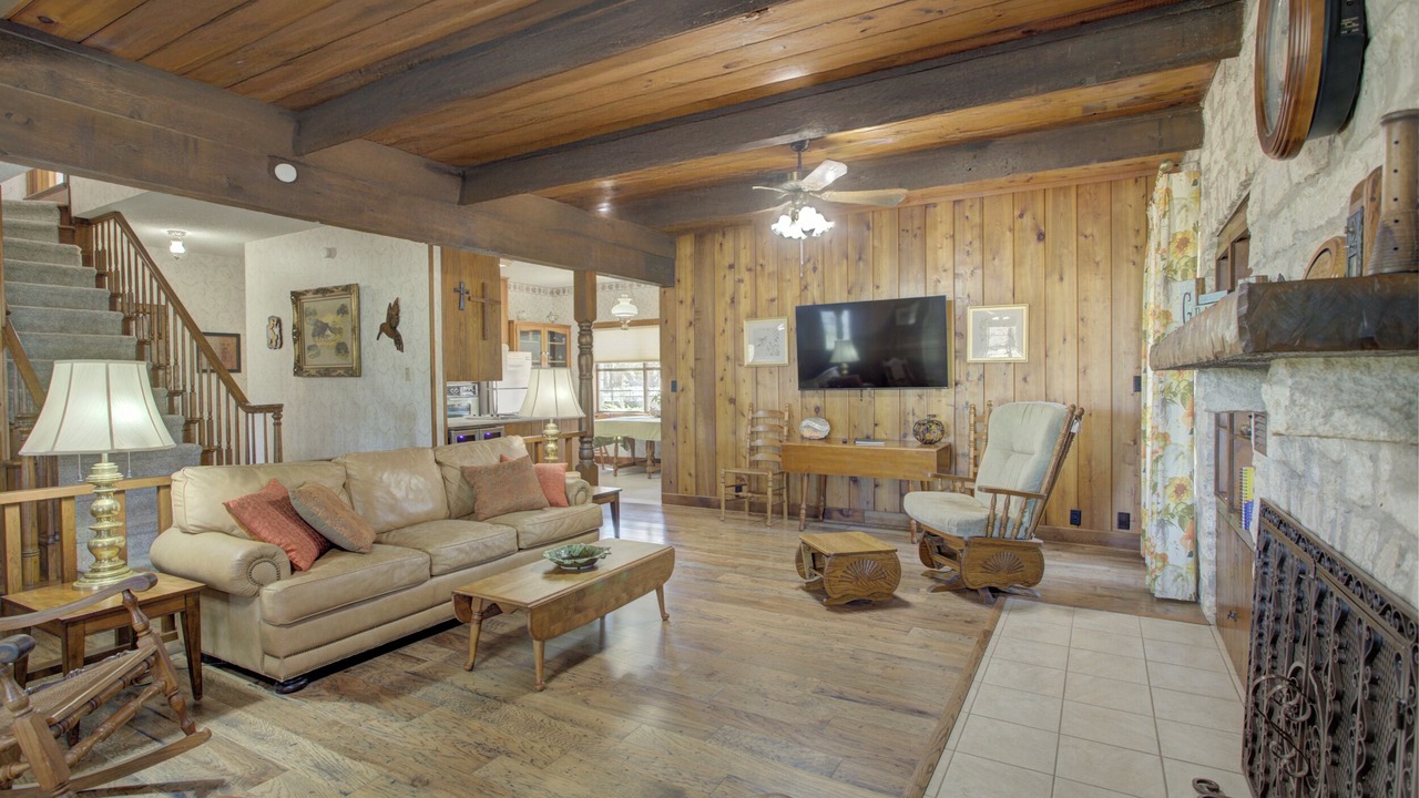 Photo of Livingroom in Manchaca