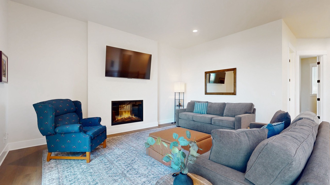 Photo of Livingroom in Lake Goodwin