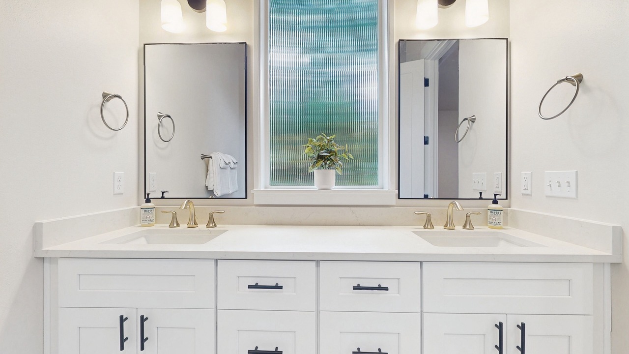 Photo of Bathroom in Lake Goodwin