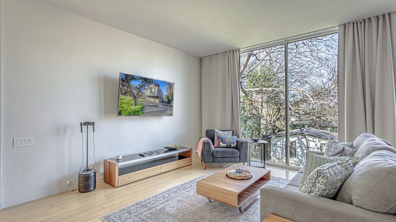Photo of Livingroom in Dawson