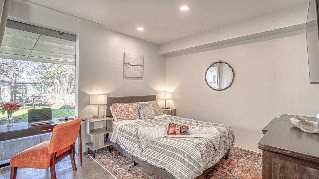 Photo of Bedroom in Dawson
