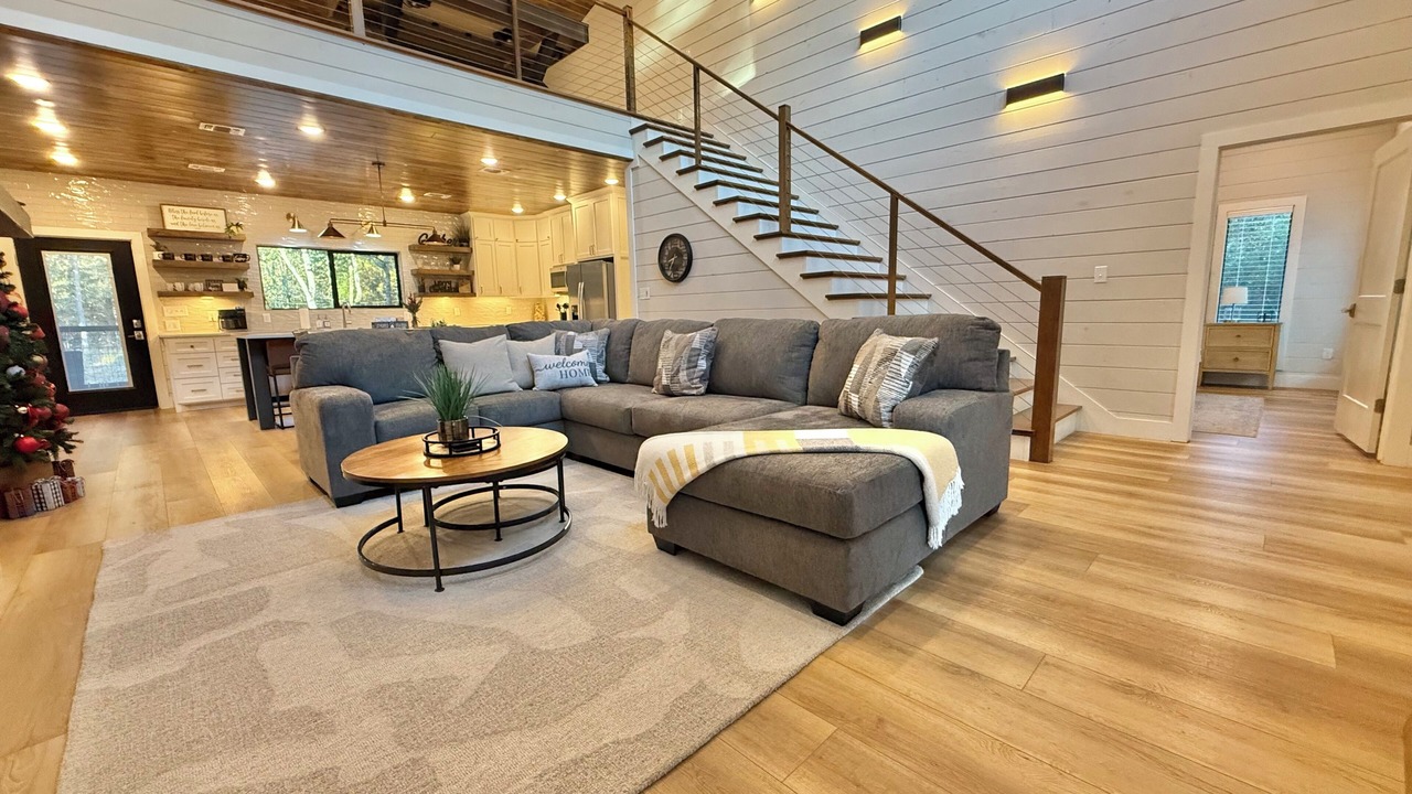Photo of Livingroom in Hochatown