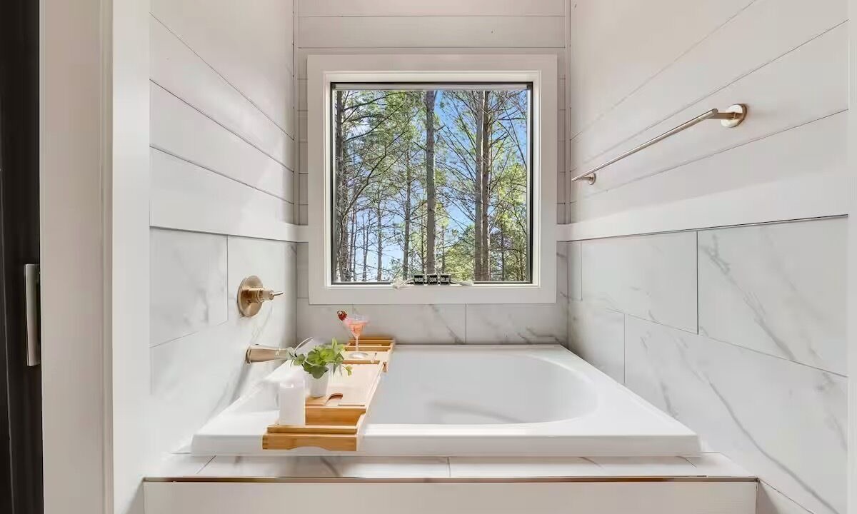 Photo of Bathroom in Hochatown