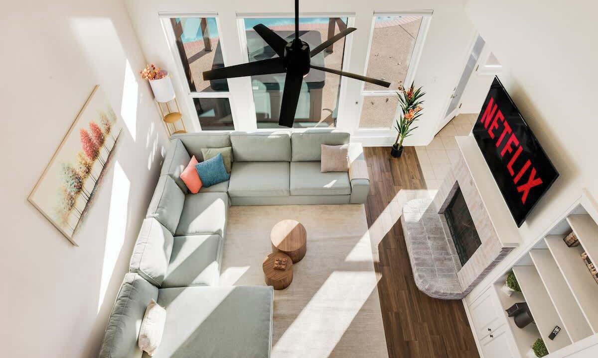 Photo of Livingroom in North Richland Hills
