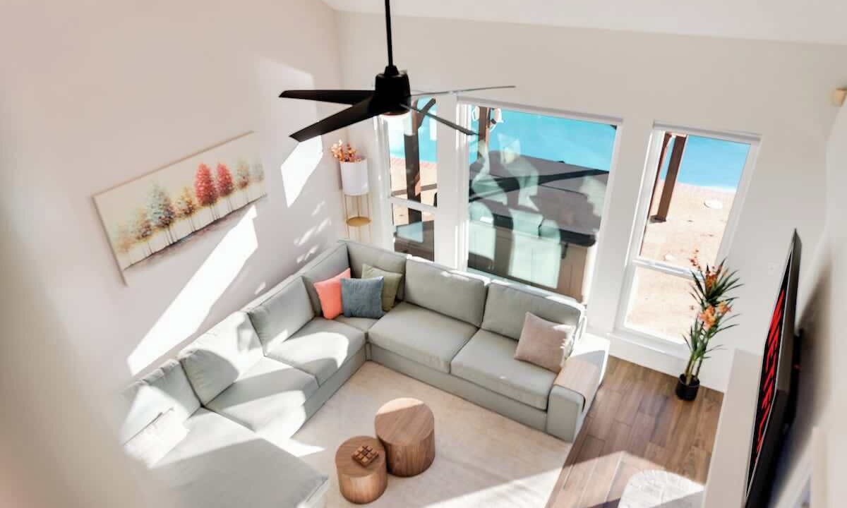 Photo of Livingroom in North Richland Hills