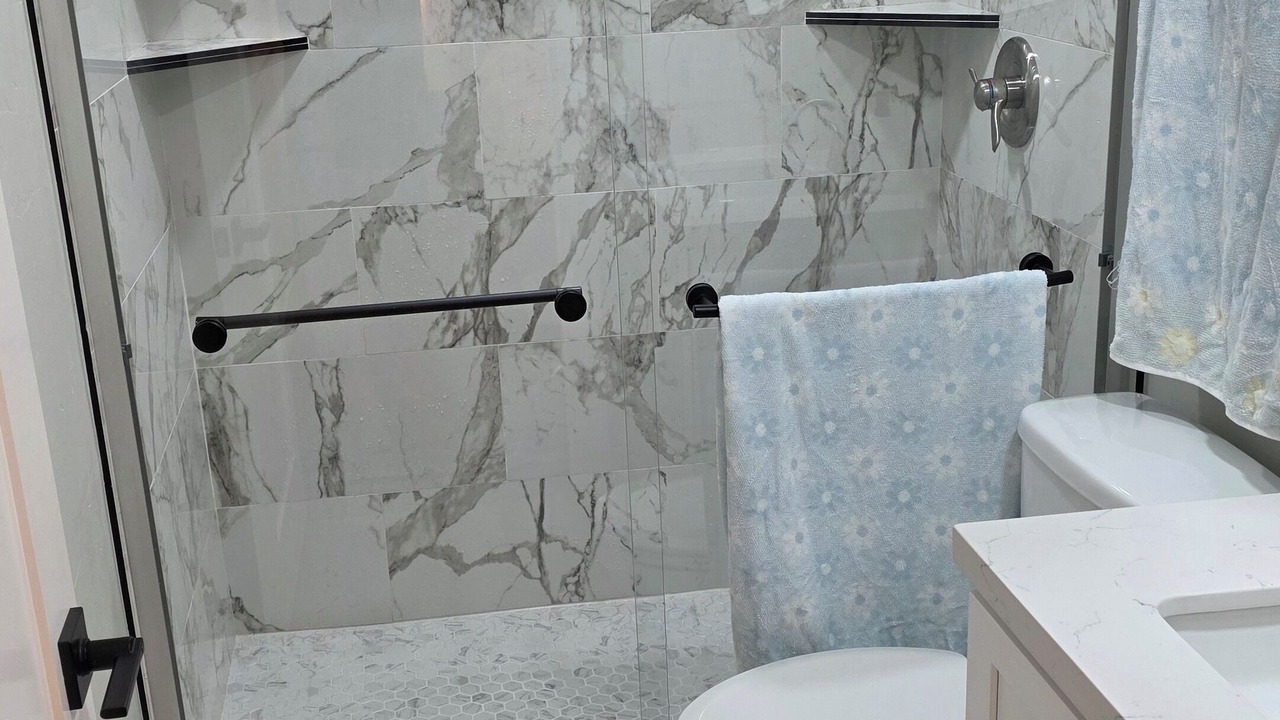 Photo of Bathroom in Thatcher
