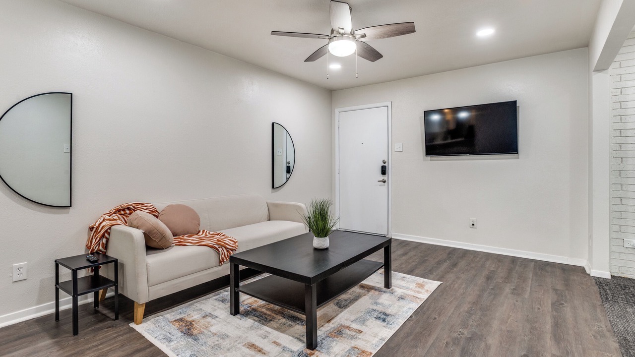 Photo of Livingroom in Oak Lawn