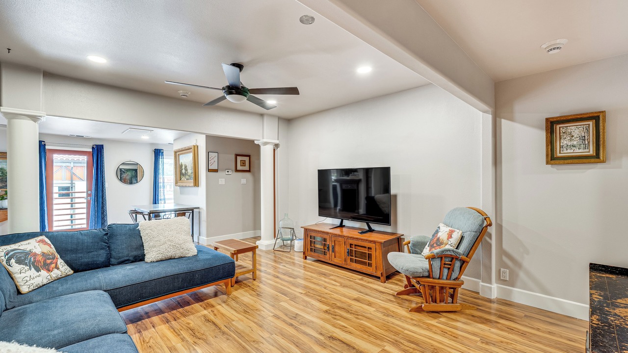Photo of Livingroom in Fair Oaks