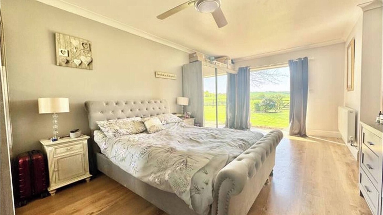 Photo of Bedroom in Louth