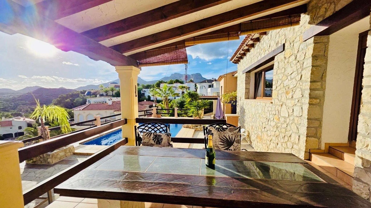 Photo of Patio Balcony in L'Alfas del Pi