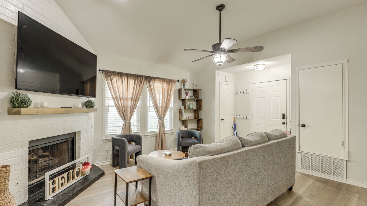 Photo of Bedroom in South Creek