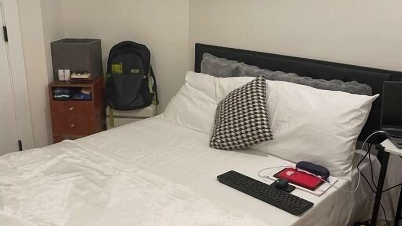 Photo of Bedroom in Hyde Park