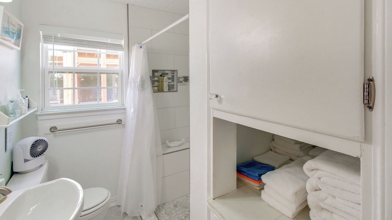 Photo of Bathroom in Rockport