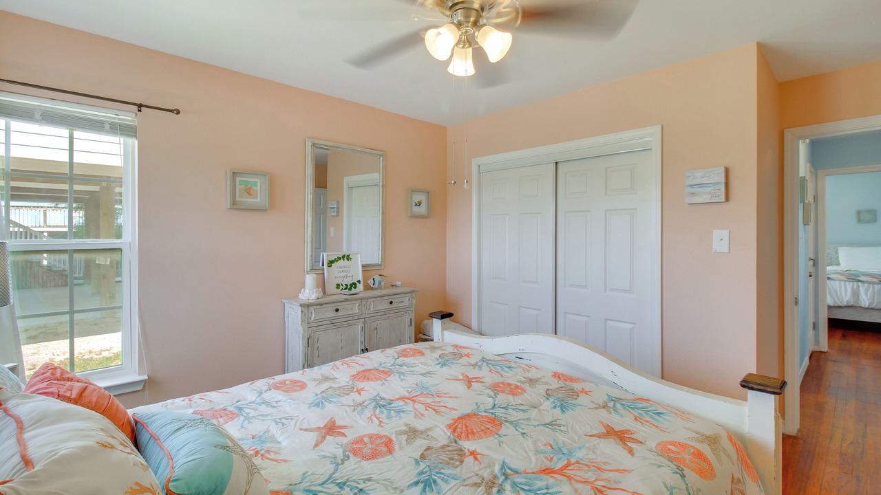 Photo of Bedroom in Rockport