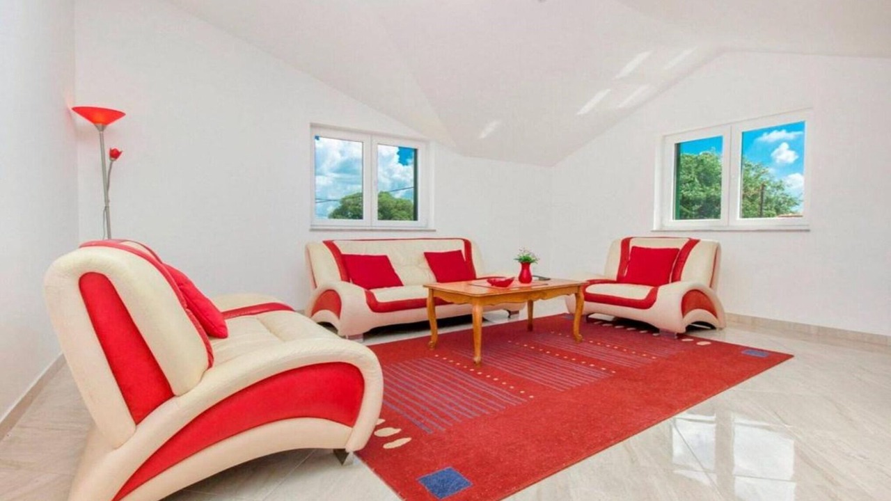 Photo of Livingroom in Bristane