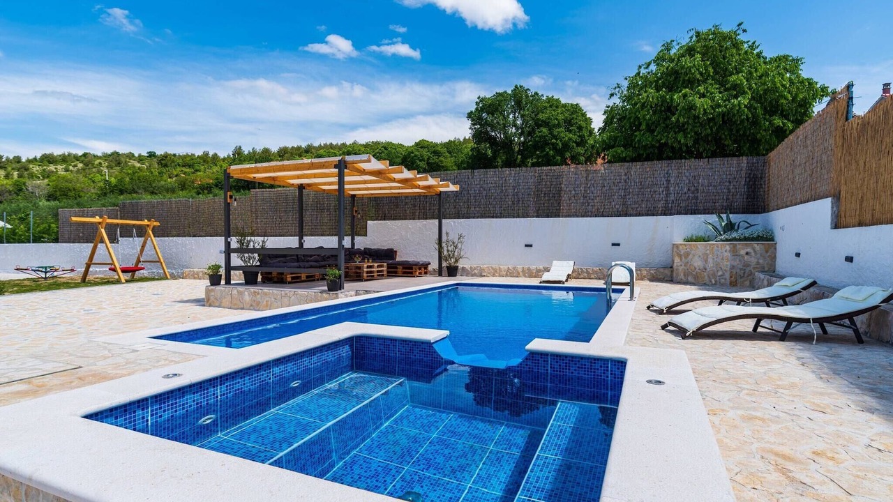Photo of Outdoor in Velim