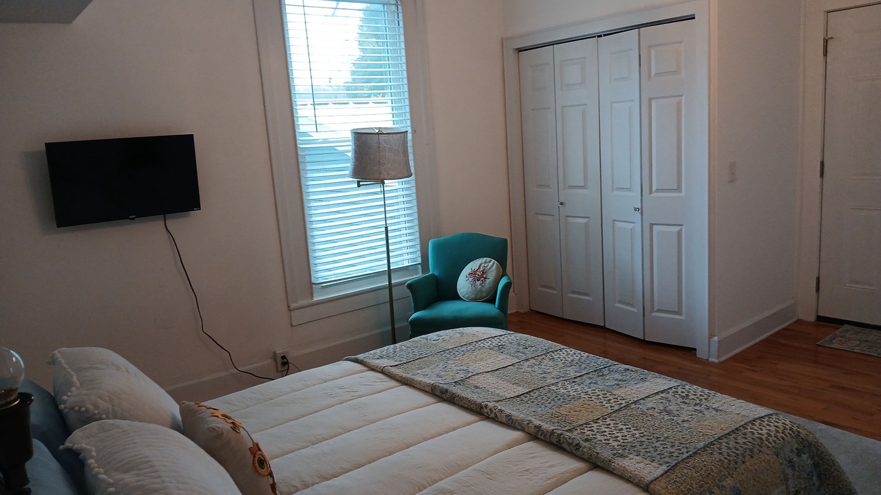 Photo of Bedroom in Pilot Mountain