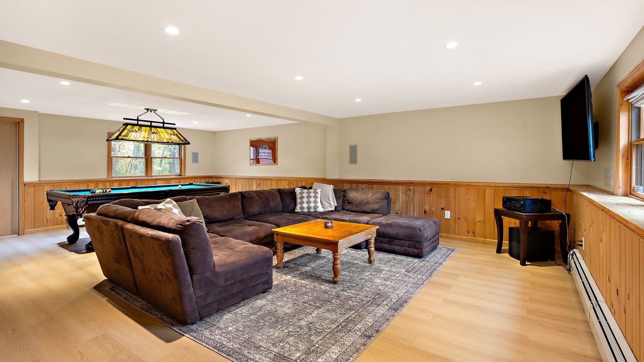 Photo of Livingroom in Jewett