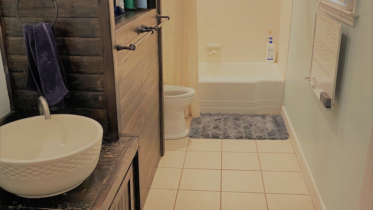 Photo of Bathroom in Chapin