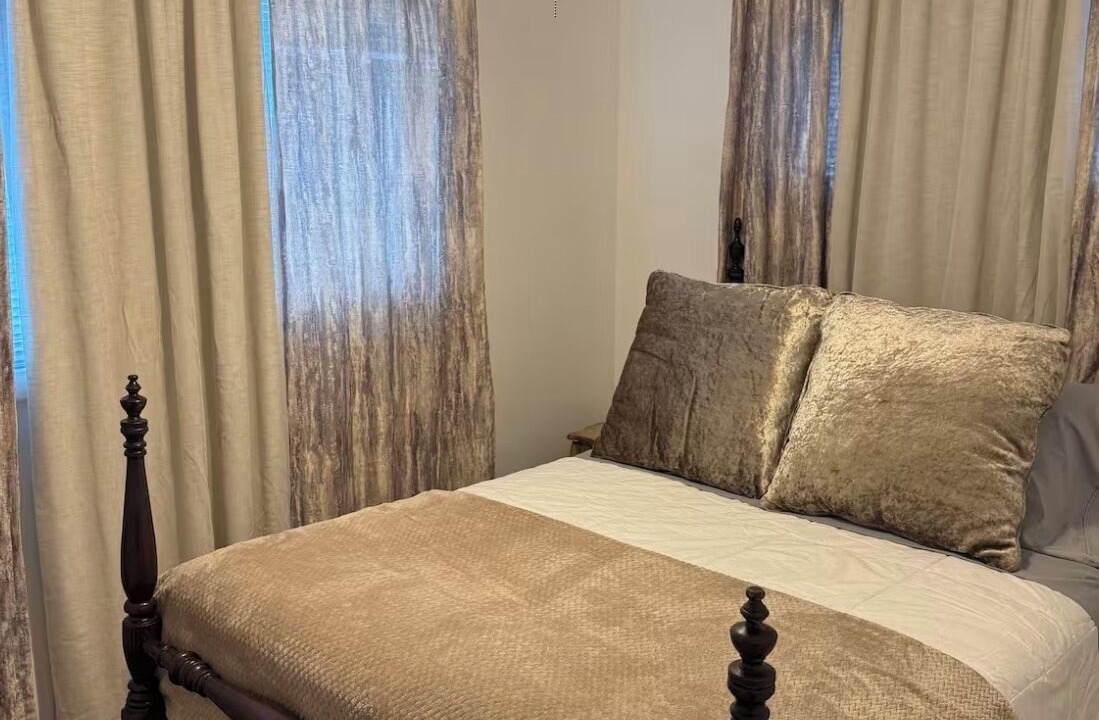 Photo of Bedroom in Wheaton-Glenmont