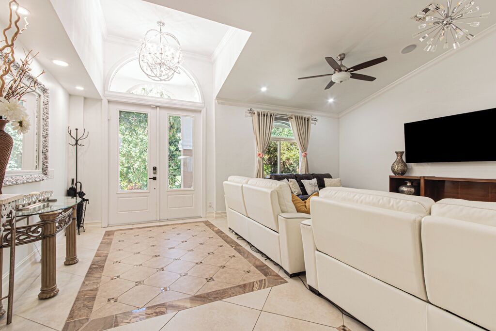 Photo of Livingroom in Rural Estates