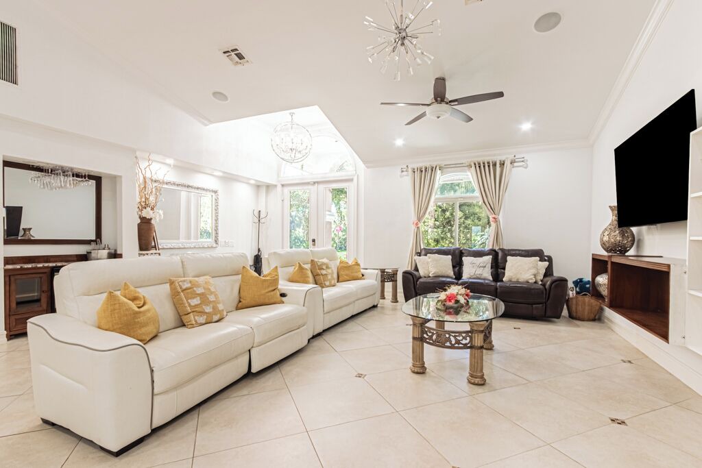 Photo of Livingroom in Rural Estates