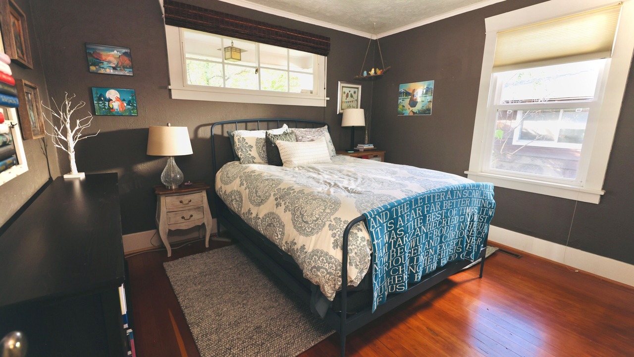 Photo of Bedroom in River Terrace