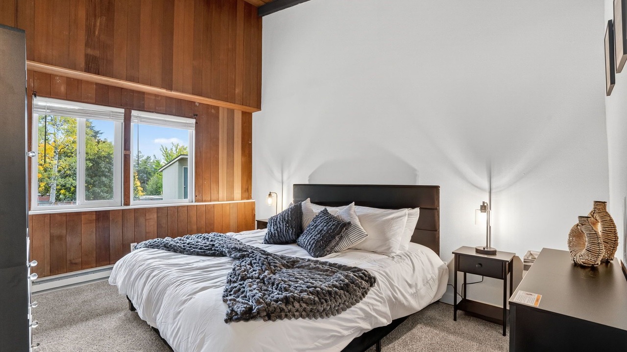 Photo of Bedroom in West Haven-Sylvan