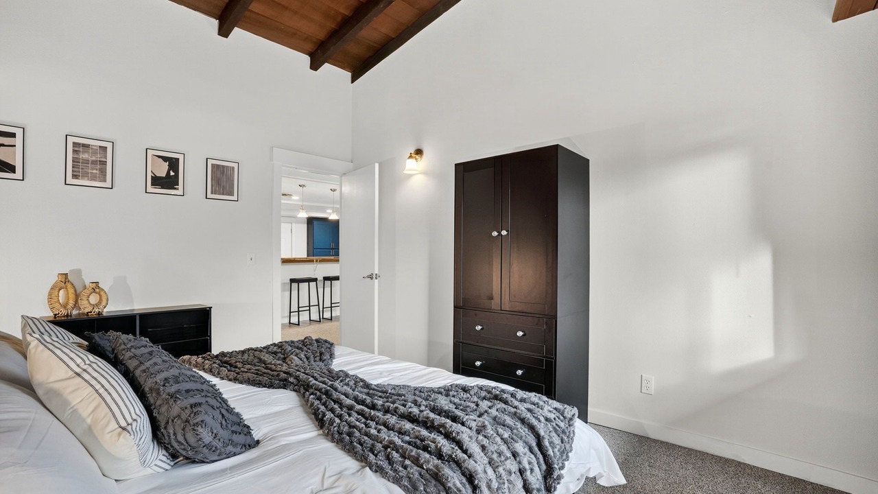 Photo of Bedroom in West Haven-Sylvan