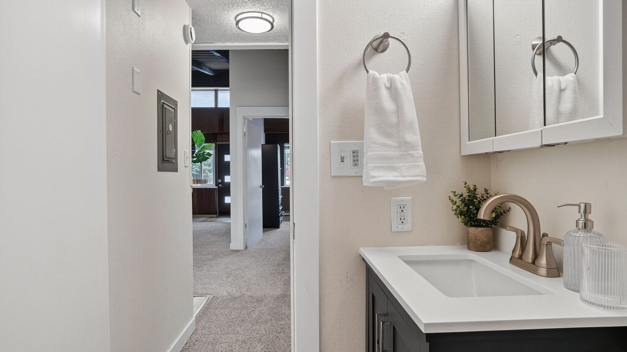 Photo of Bathroom in West Haven-Sylvan