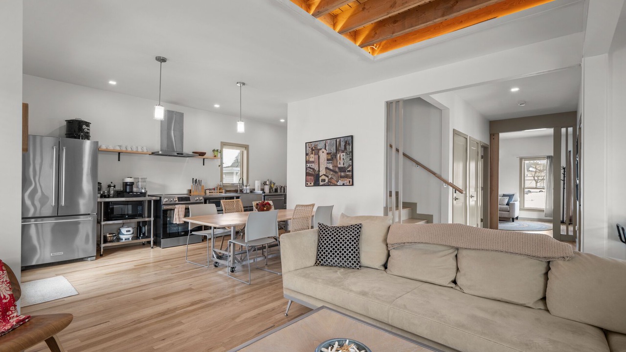 Photo of Livingroom in Westerly