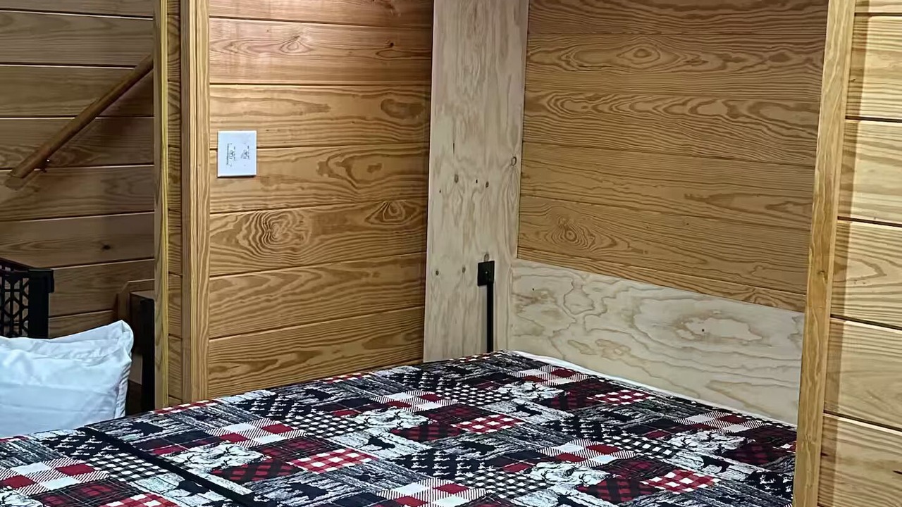 Photo of Bedroom in Humble
