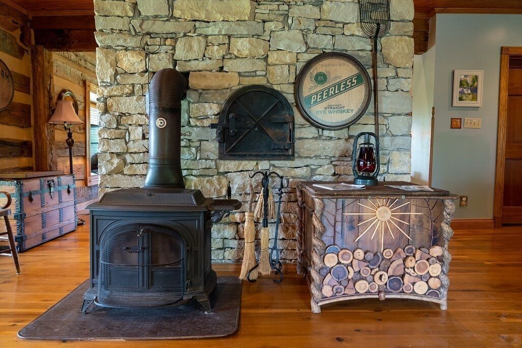 Photo of Livingroom in Taylorsville