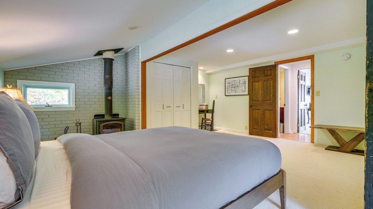 Photo of Bedroom in Jamaica