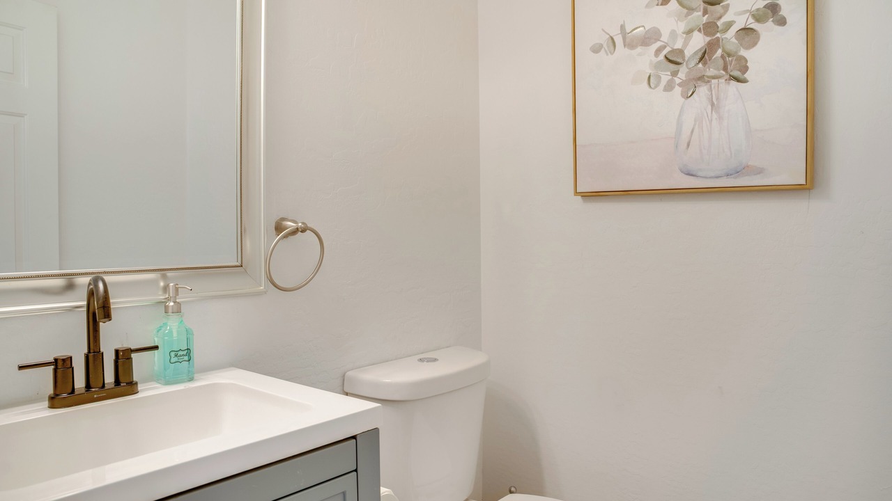 Photo of Bathroom in Cottonflower