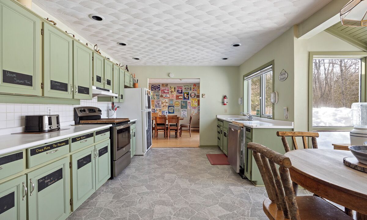 Photo of Kitchen in Gravenhurst