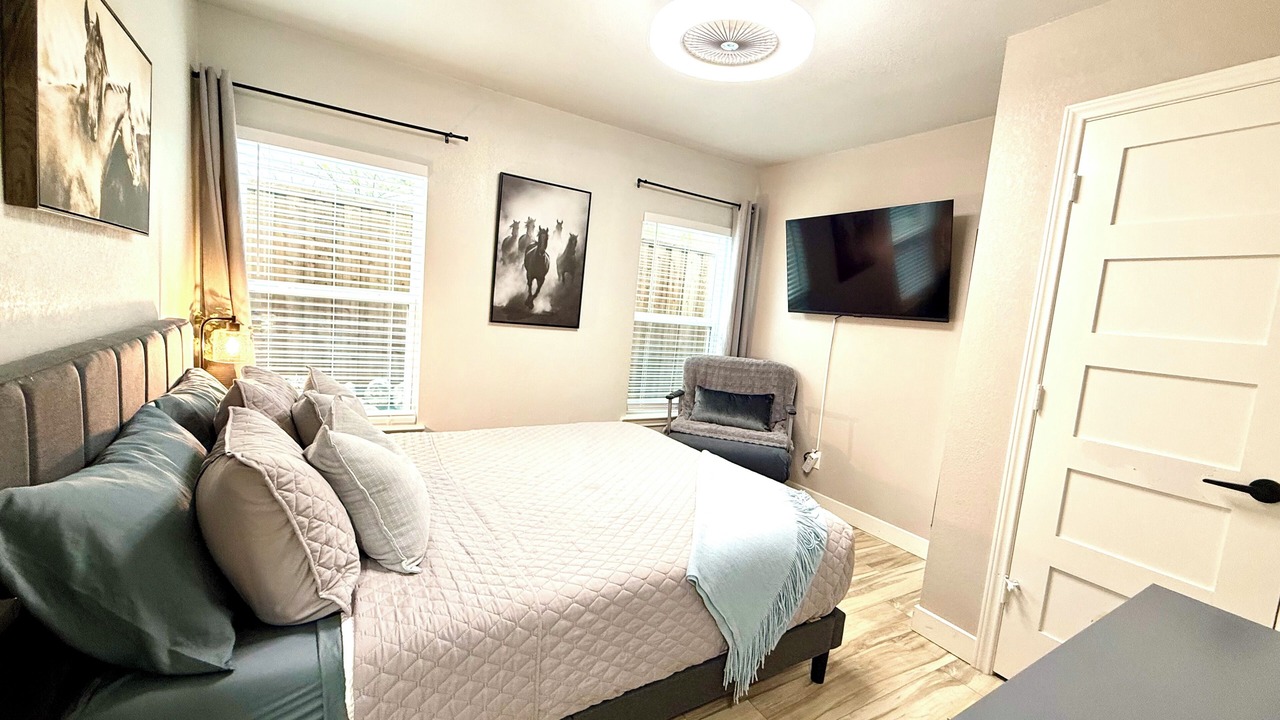 Photo of Bedroom in South Arlington